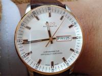 美度手表脏了如何修复